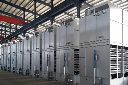 閉式冷卻塔塔體出現(xiàn)損壞 閉式冷卻塔塔體出現(xiàn)損壞